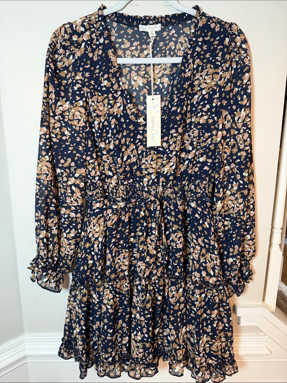 NWT Women’s Boutique Long Sleeve Navy Floral Ruffle Dress. Size Small.